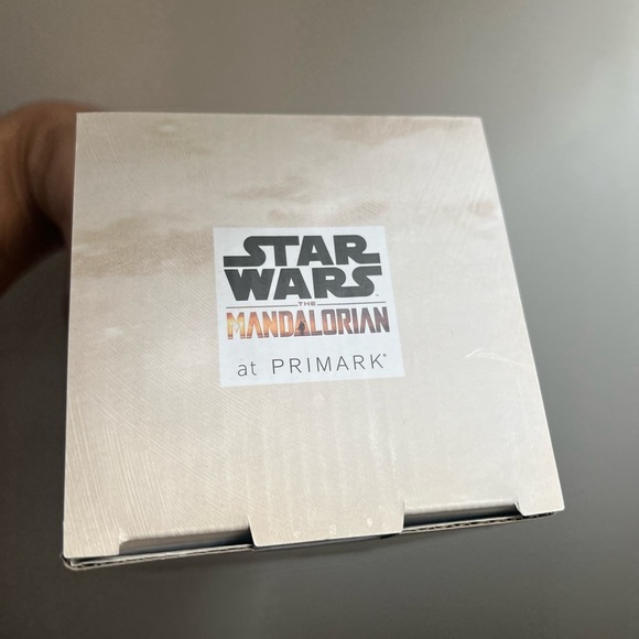 The Mandalorian the child green mug and socks set cute new Star Wars cup socks - Picture 5 of 6